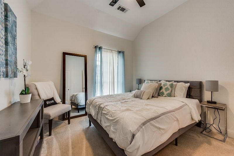Furnished Finder property 593462_1 photo 15