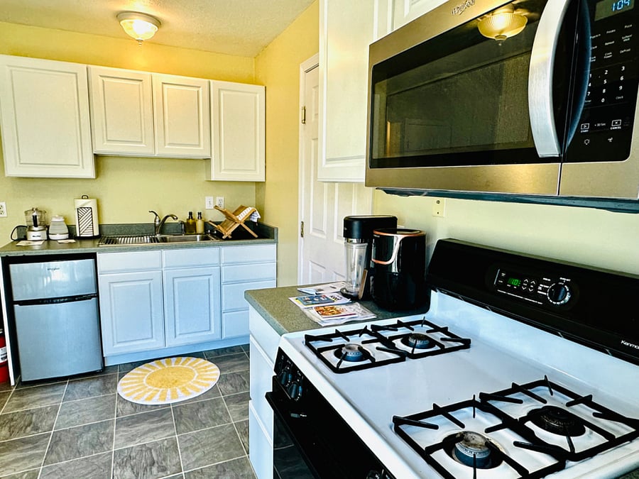 Furnished Finder property 593480_1 photo 4