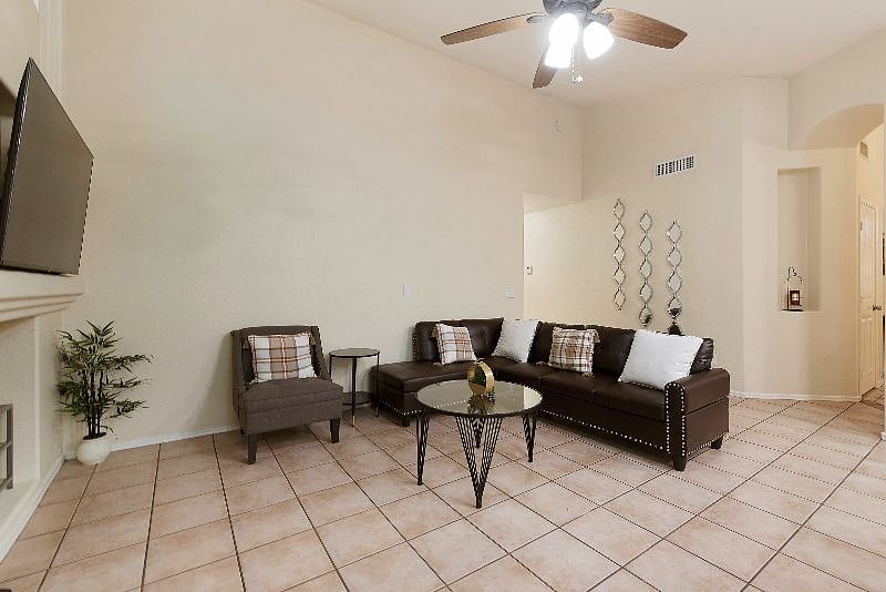Furnished Finder property 593507_1 photo 9