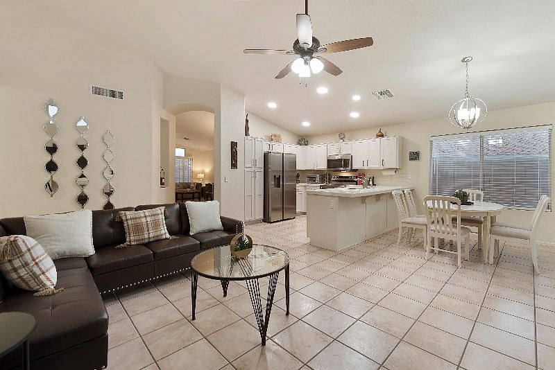 Furnished Finder property 593507_1 photo 10