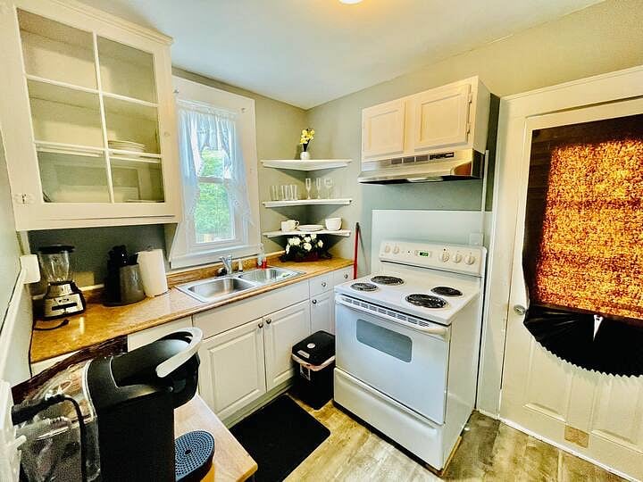 Furnished Finder property 593545_1 photo 8
