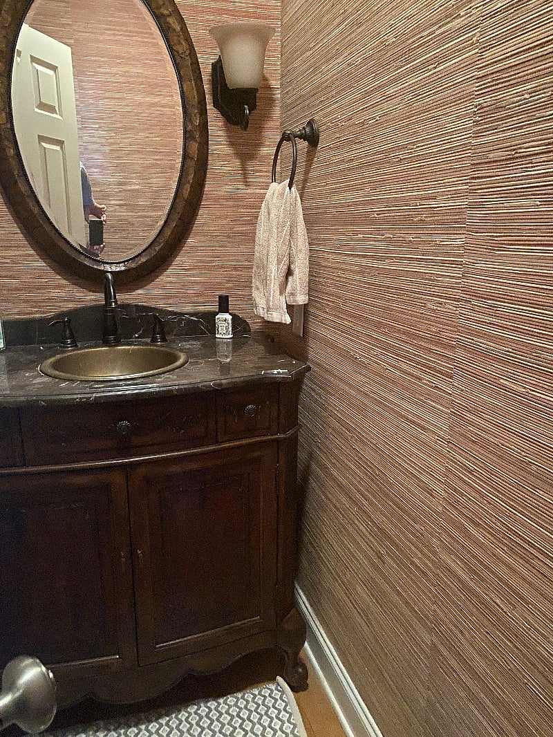 Powder room