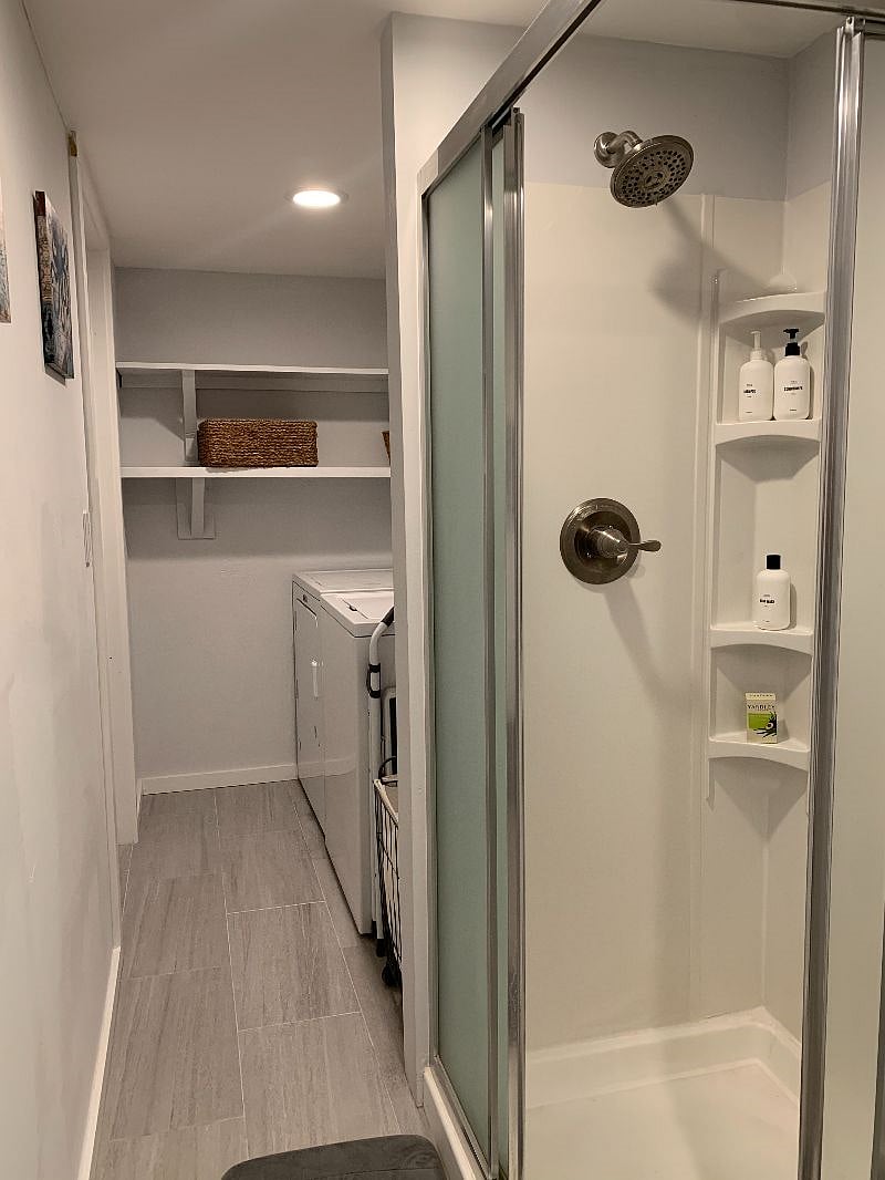 Stall shower