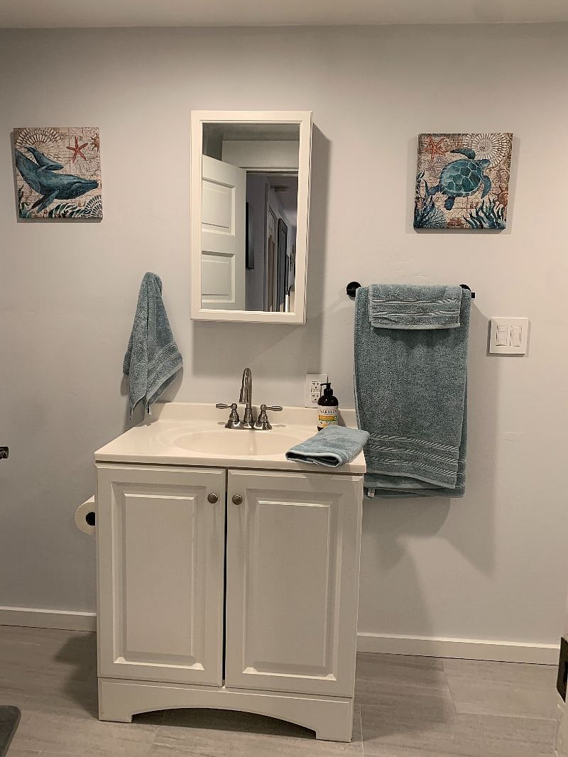 Bathroom vanity, medicine cabinet