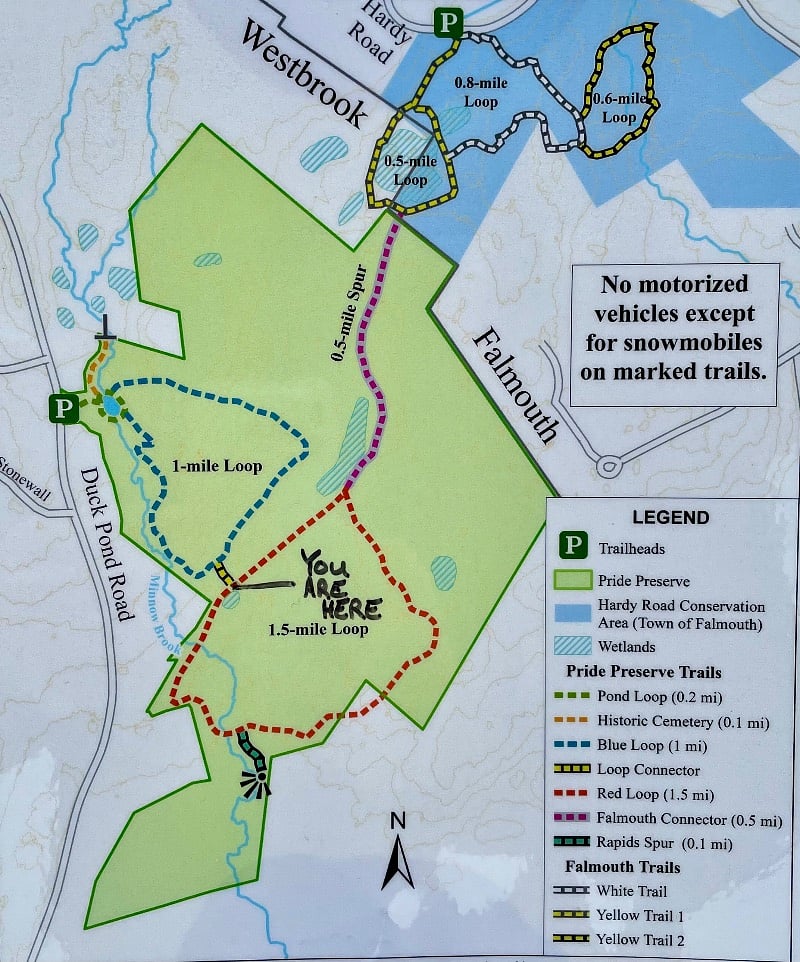 Walking trails behind house that have private access