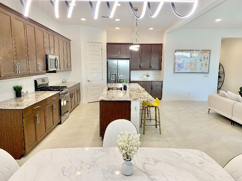 Furnished Finder property 593778_1 photo 13