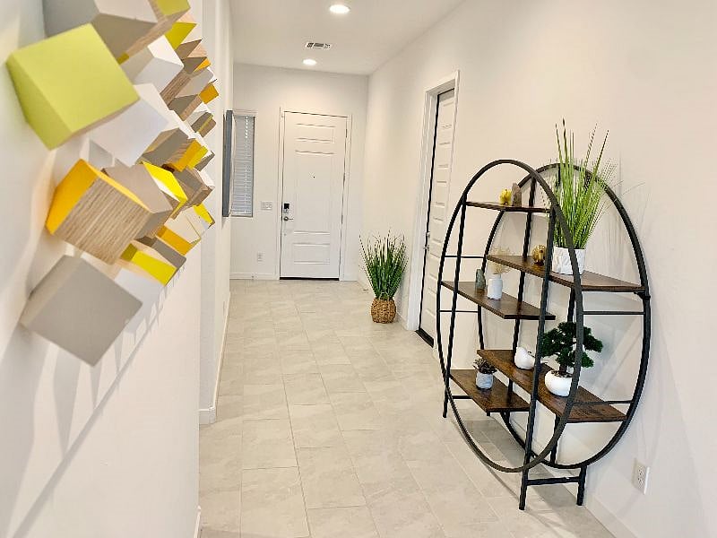 Furnished Finder property 593778_1 photo 15