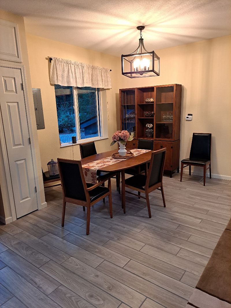 Furnished Finder property 593786_1 photo 10