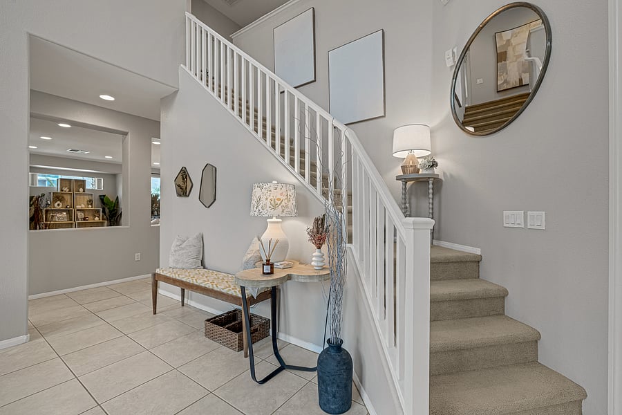 Furnished Finder property 593808_1 photo 3
