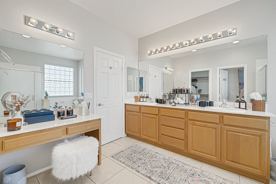 Furnished Finder property 593808_1 photo 25
