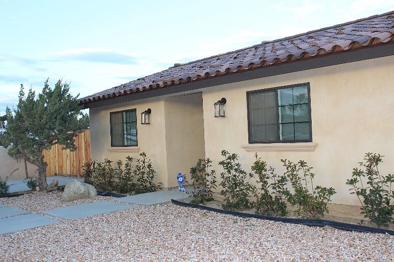 Furnished Finder property 593855_1 photo 3