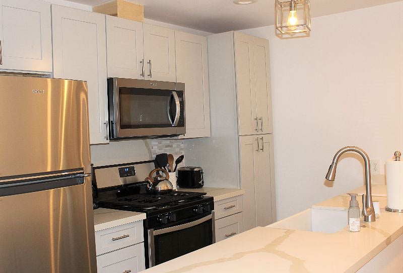 Furnished Finder property 593855_1 photo 8