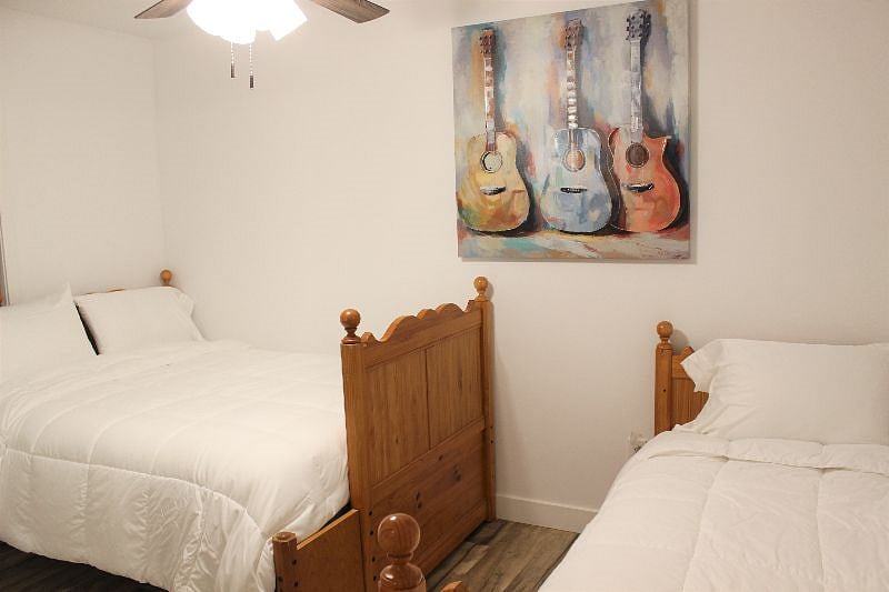 Furnished Finder property 593855_1 photo 21