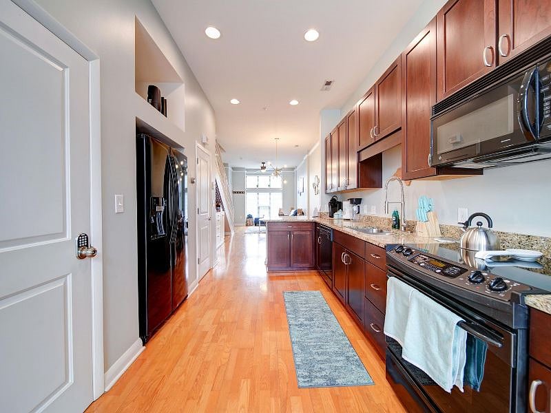 Furnished Finder property 594060_1 photo 11