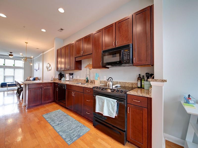 Furnished Finder property 594060_1 photo 17