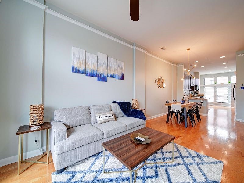 Furnished Finder property 594060_1 photo 18