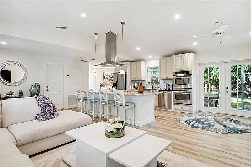 Furnished Finder property 594155_1 photo 8