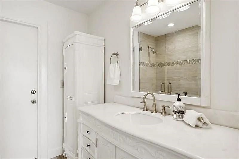 Furnished Finder property 594155_1 photo 15