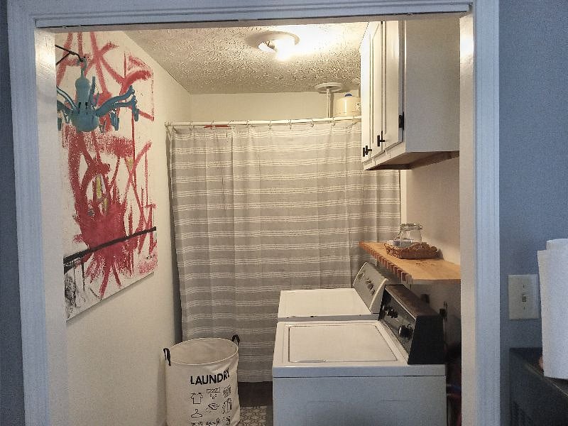 Laundry Room & Pantry