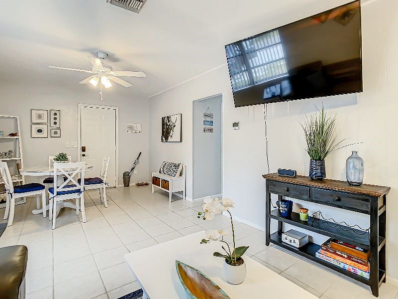 Furnished Finder property 594192_1 photo 5