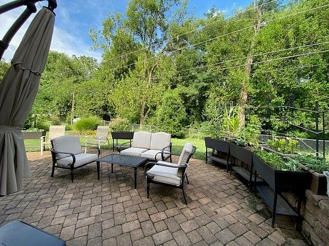 Furnished Finder property 594264_2 photo 31