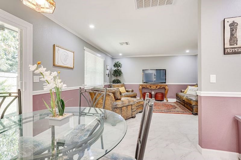 Furnished Finder property 594309_1 photo 13