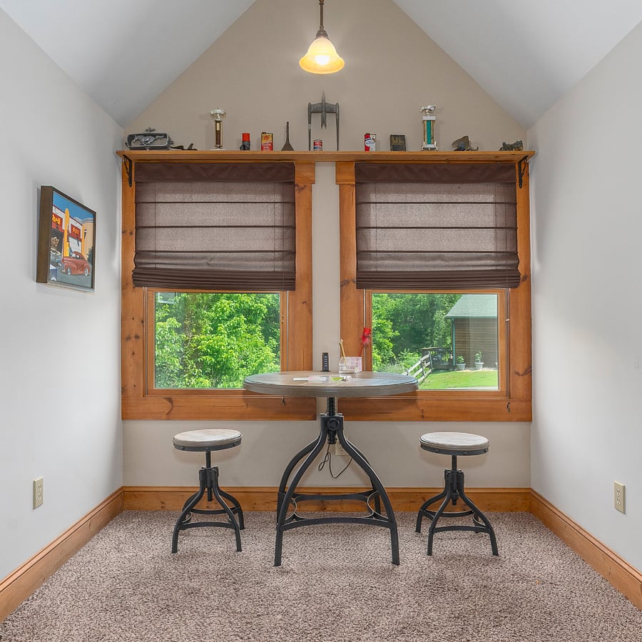 Lookout suite