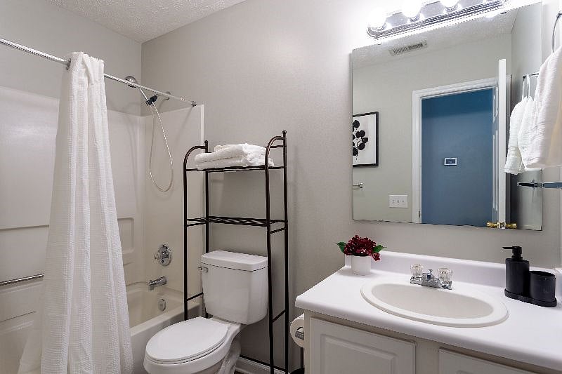 Furnished Finder property 594404_1 photo 18