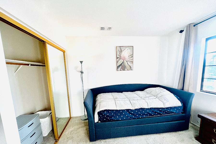 Furnished Finder property 594428_1 photo 4