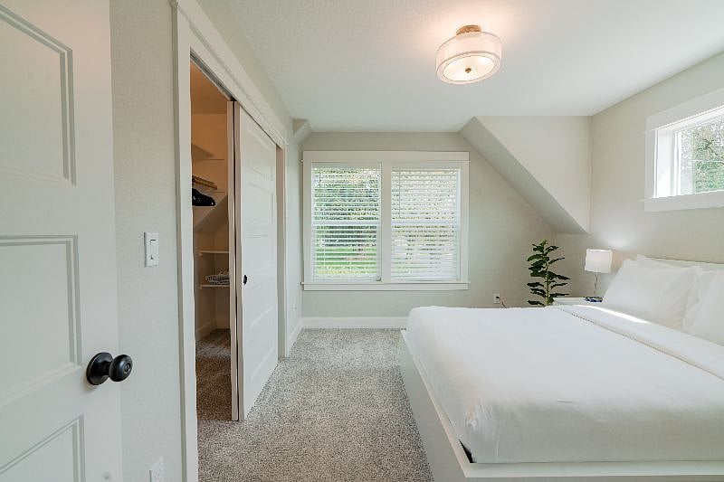 Furnished Finder property 594460_1 photo 7