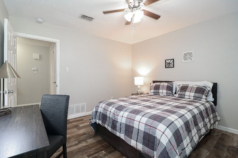 Furnished Finder property 594462_1 photo 14