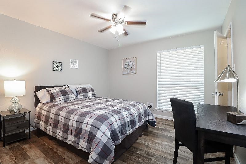 Furnished Finder property 594462_1 photo 15
