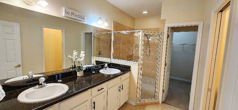 Furnished Finder property 594540_1 photo 35