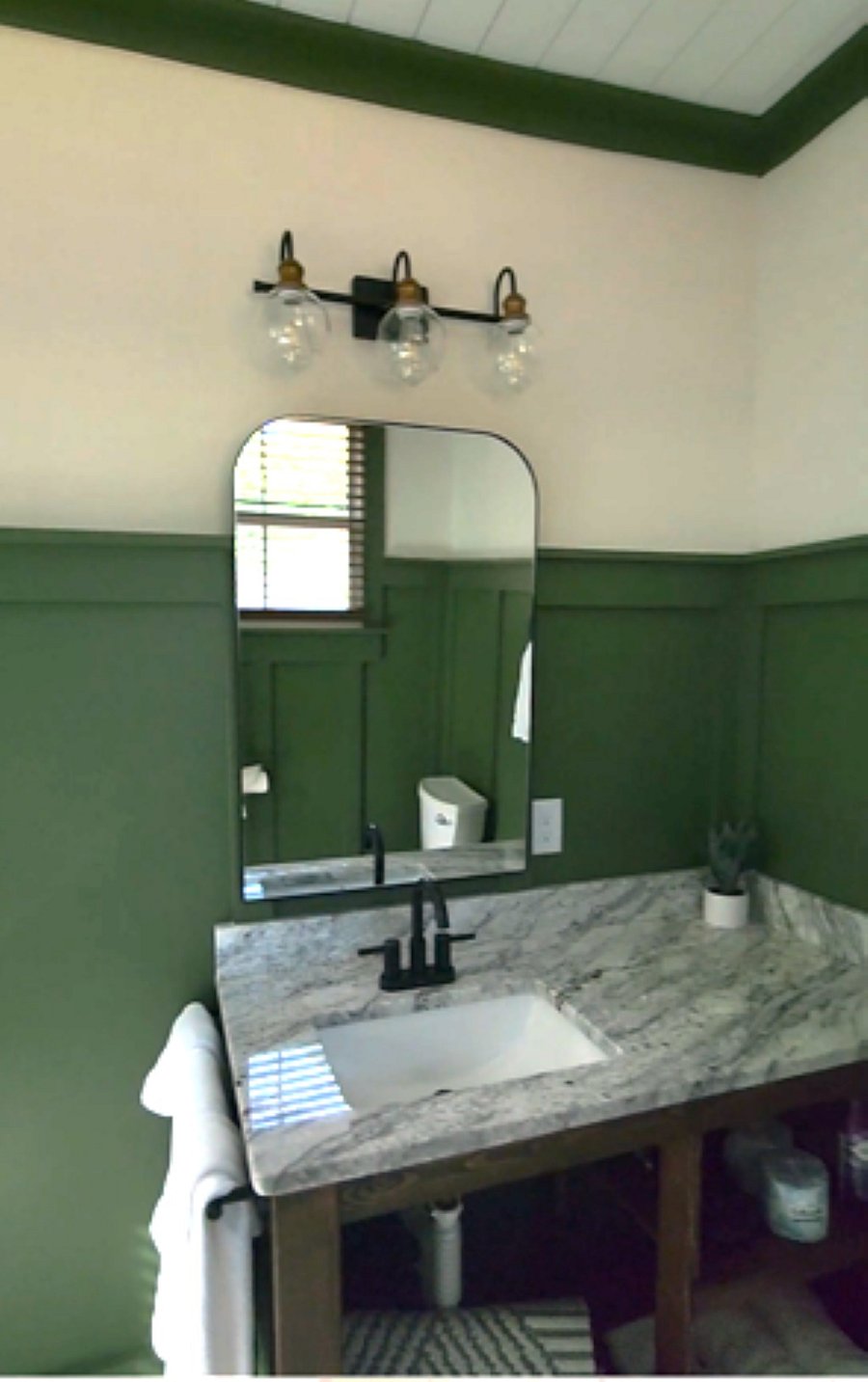 Furnished Finder property 594547_1 photo 17