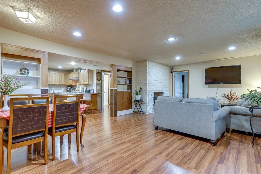 Furnished Finder property 594586_1 photo 3