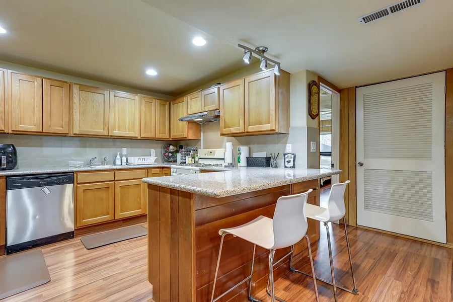 Furnished Finder property 594586_1 photo 6