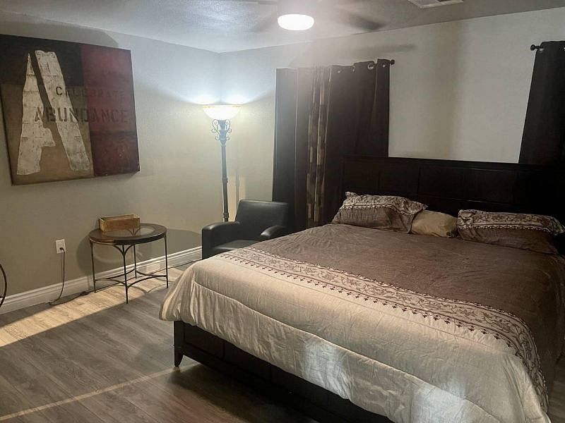 Furnished Finder property 594602_1 photo 8