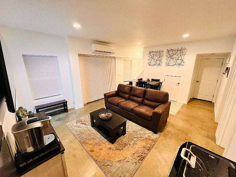 Furnished Finder property 594607_1 photo 2