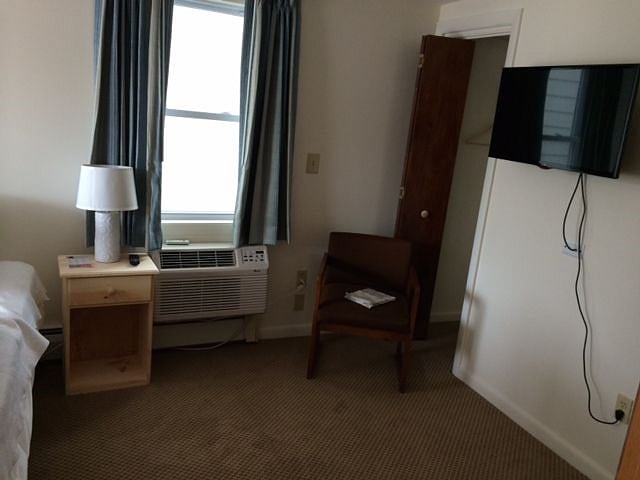 Furnished Finder property 594670_1 photo 3