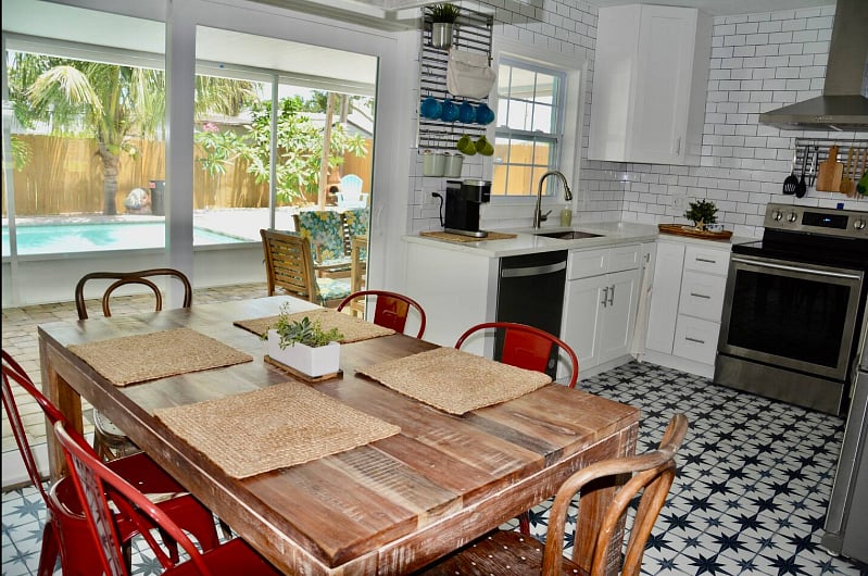 Furnished Finder property 594683_1 photo 26