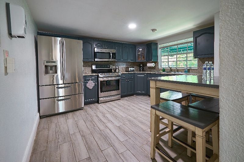 Furnished Finder property 594718_1 photo 12