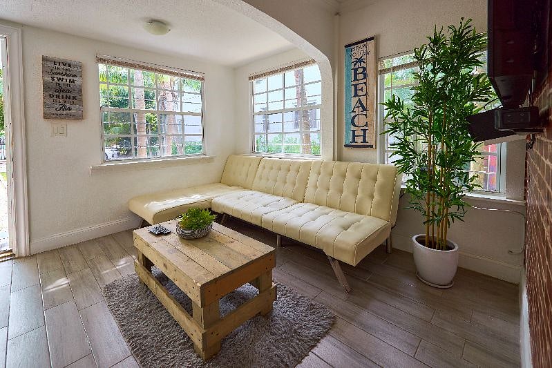 Furnished Finder property 594718_1 photo 13