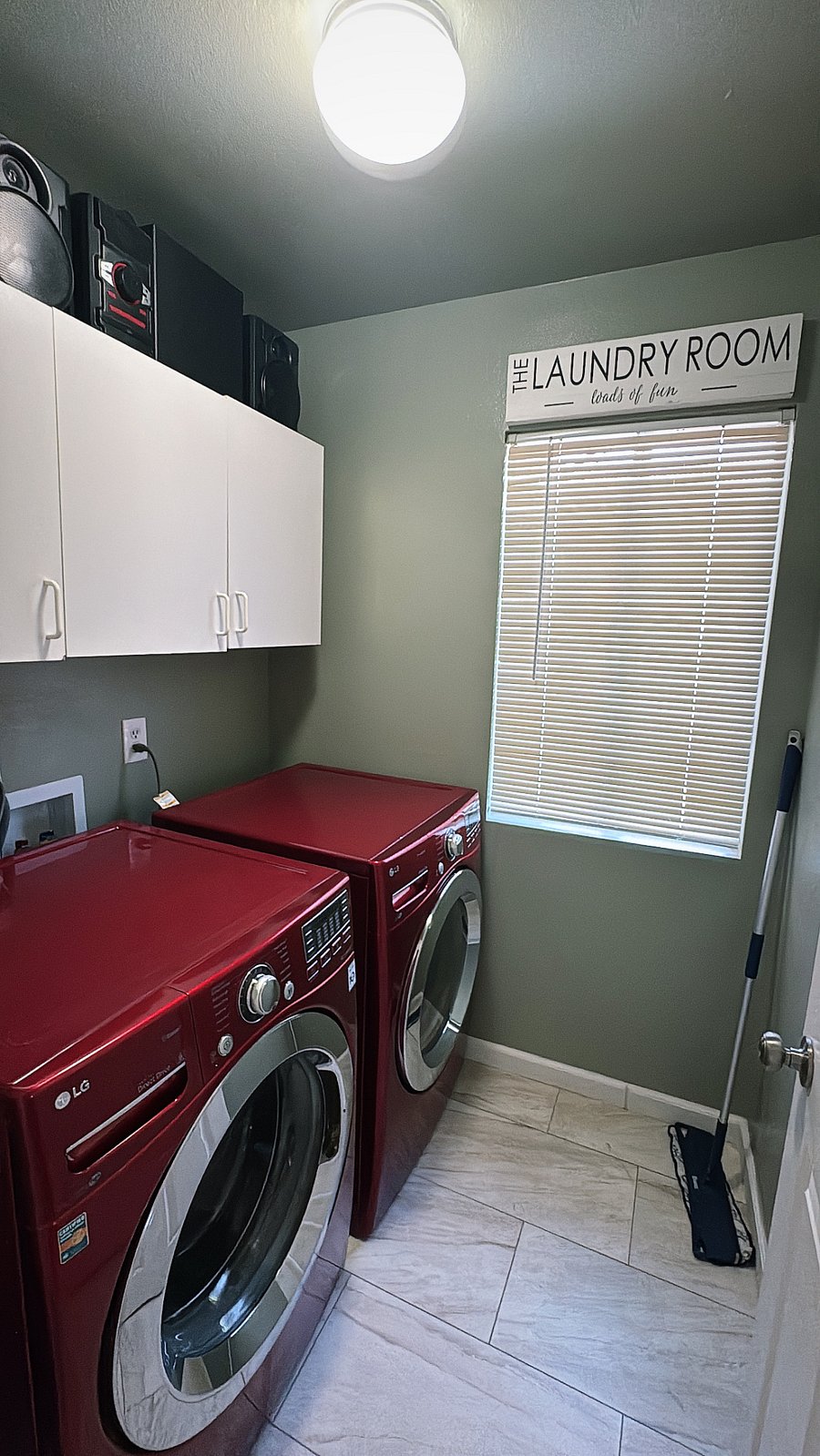 Furnished Finder property 594750_1 photo 3