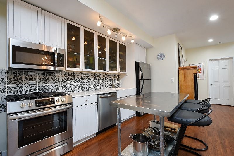 Furnished Finder property 594751_1 photo 6