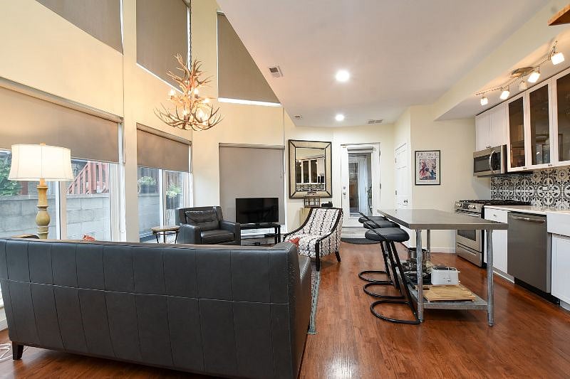 Furnished Finder property 594751_1 photo 4