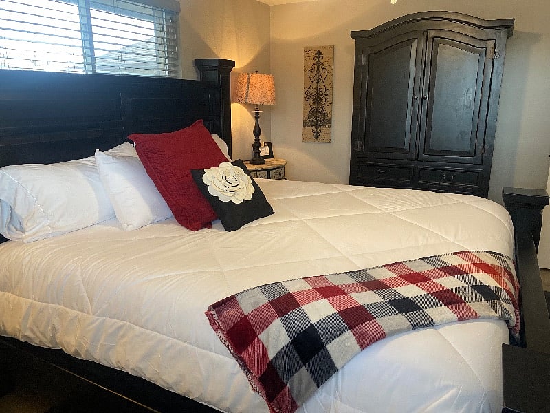 Furnished Finder property 594781_1 photo 37