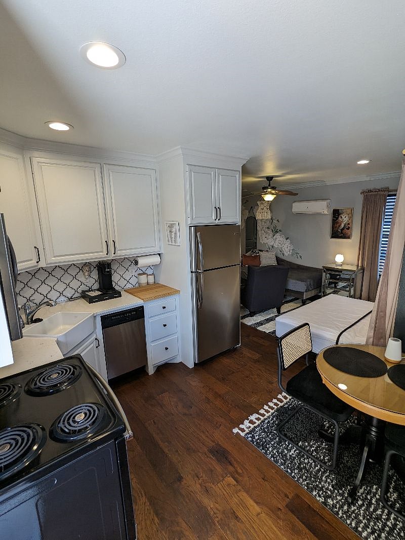 Furnished Finder property 594803_1 photo 77
