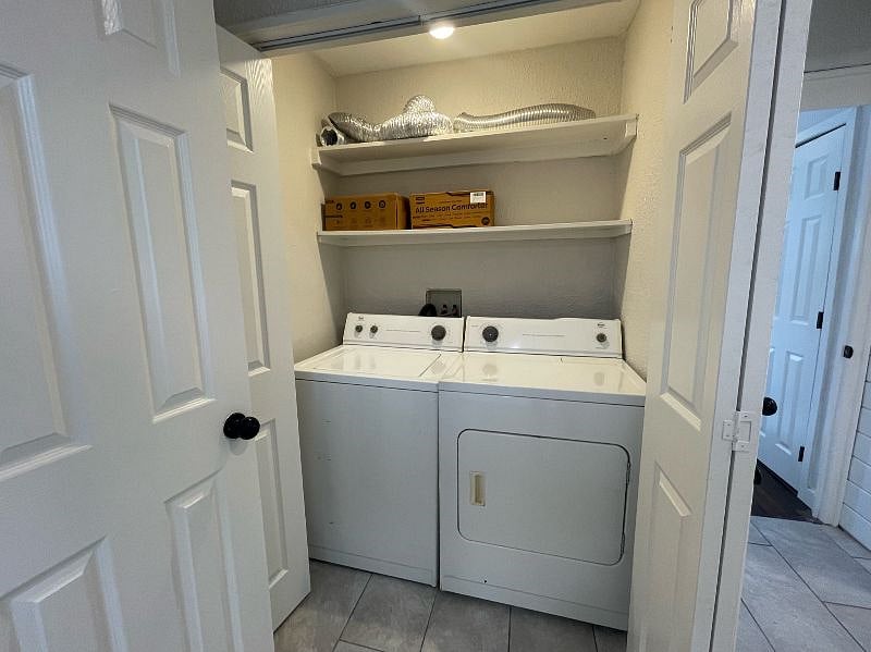 Furnished Finder property 594907_1 photo 20
