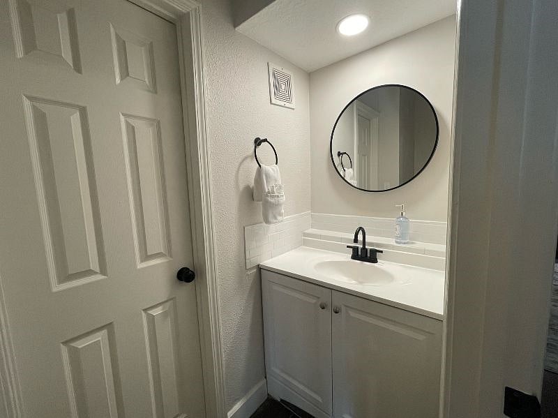 Furnished Finder property 594907_1 photo 17