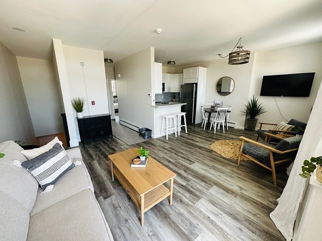 Furnished Finder property 594960_4 photo 3